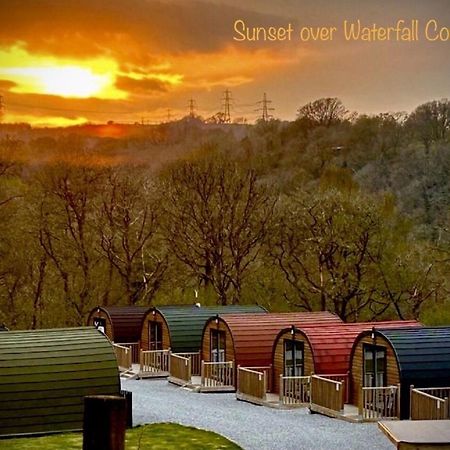 Forest Pod 4 Pet Friendly Villa นีธ ภายนอก รูปภาพ