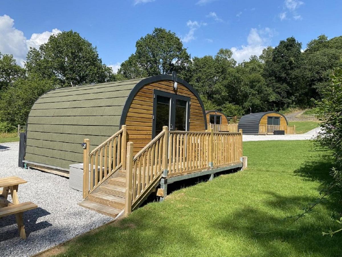 Forest Pod 4 Pet Friendly Villa นีธ ภายนอก รูปภาพ